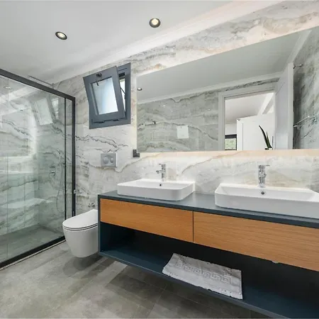 Hotel Alavya Oeluedeniz With Heated Pool In Winter Fethiye